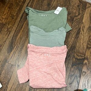 3 brand new loft xs shirts